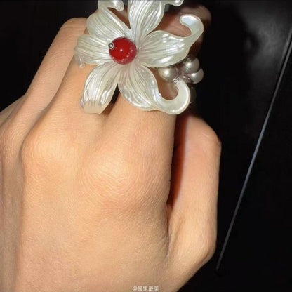 Pearl Alloy Faux Elastic Ring Floral