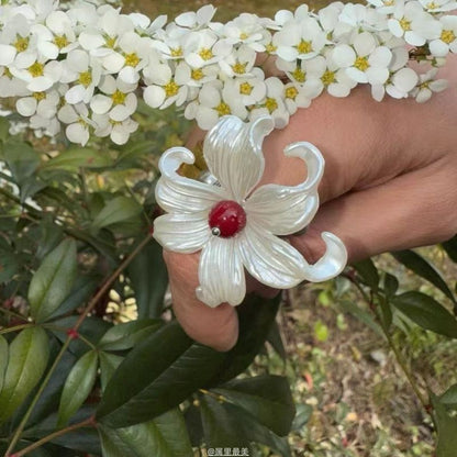 Pearl Alloy Faux Elastic Ring Floral