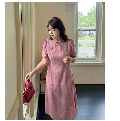 Plus Size Short-Sleeve Stand Collar Jacquard Flower Accent Midi A-Line Dress