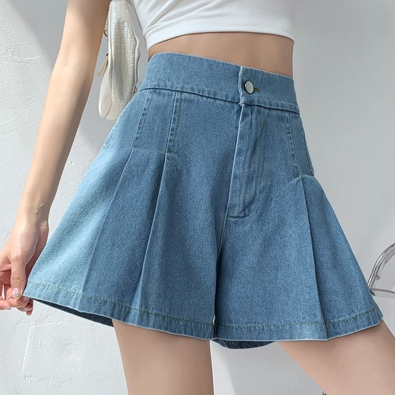 High Waist Washed Denim Pleated Wide Leg Shorts