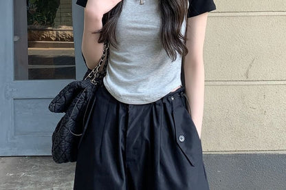 Raglan Crewneck Cropped Short-Sleeved Tee