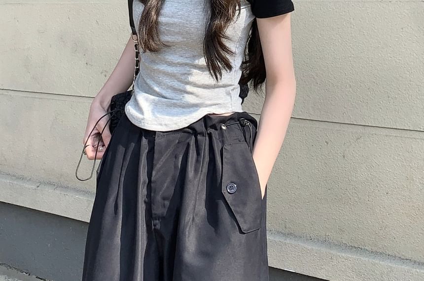 Raglan Crewneck Cropped Short-Sleeved Tee