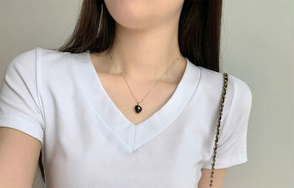 Plain V-Neck Short-Sleeved T-Shirt