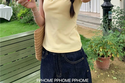 Plain Cropped Collared Tee with Short Sleeves
