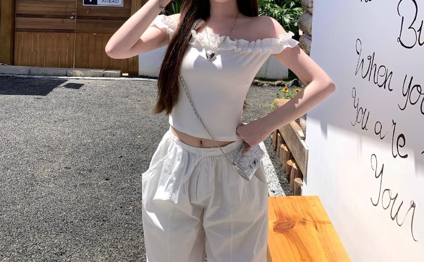 Frill Trim Off-Shoulder Cropped Plain Top
