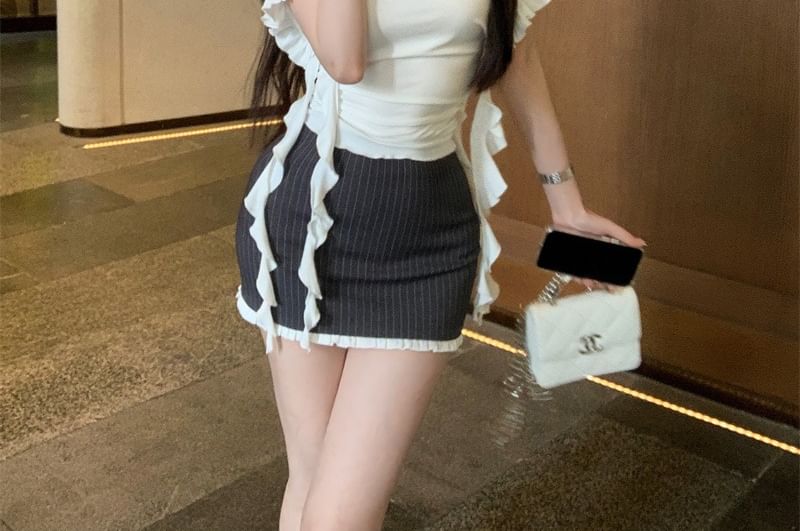 Ruffle Off-Shoulder Cropped Plain Top