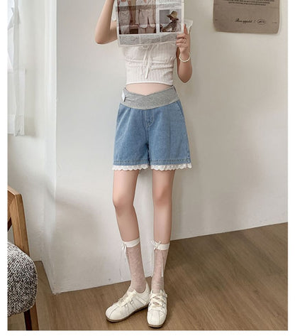 Maternity Lace Trim Denim Shorts