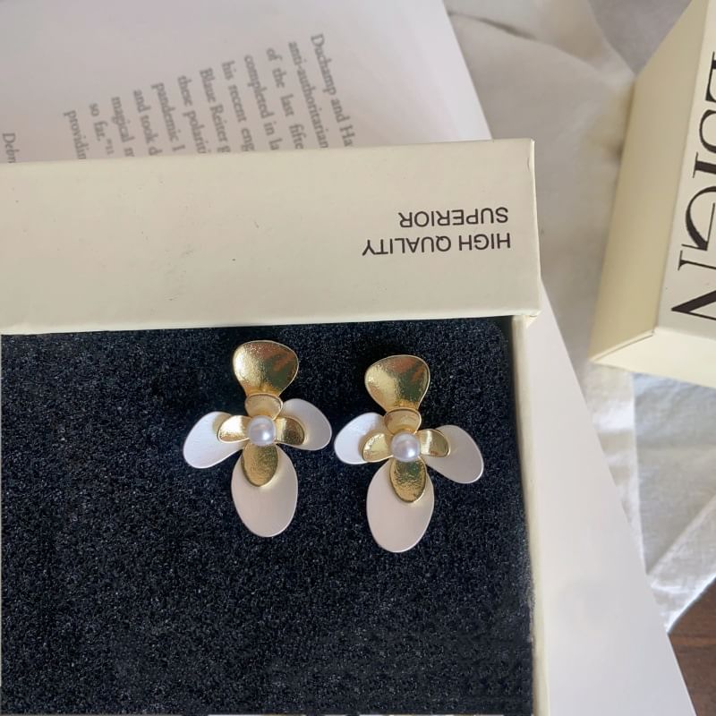 Flower Pearl Stud Tone Two Faux Earring