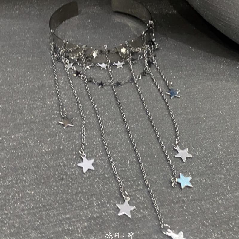 Chain Fringed Open Star Bangle