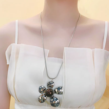 Pendant Necklace Statement Snake Chain Flower