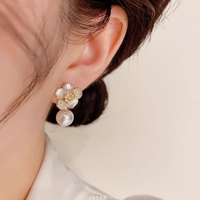 Faux CZ Pearl Flower Drop Earring