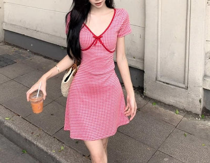 A-Line V-Neck Dotted Dress Short-Sleeve Mini