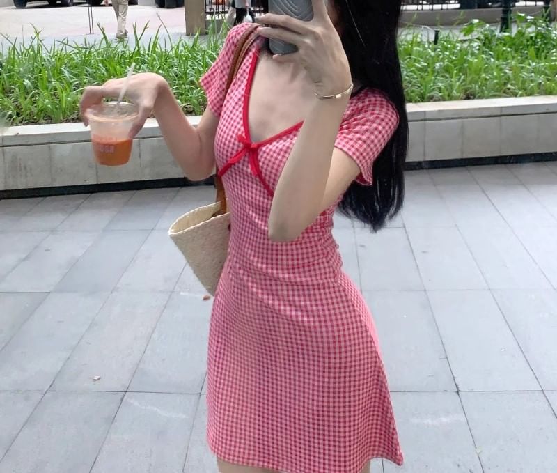 A-Line V-Neck Dotted Dress Short-Sleeve Mini