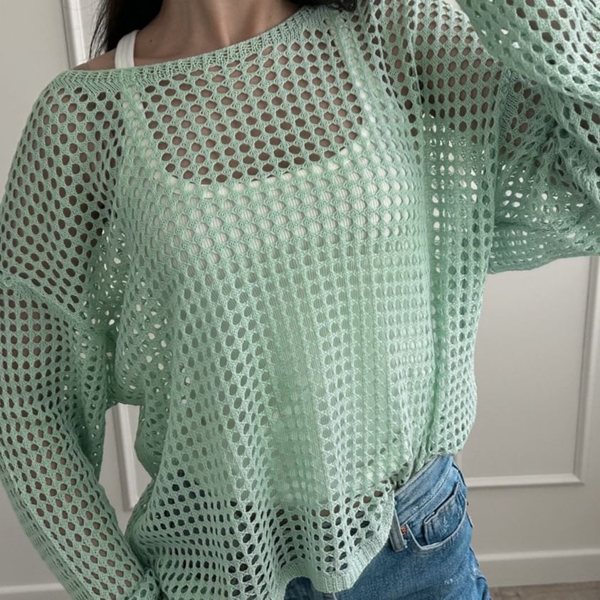 Round Plain Long-Sleeve Knit Perforated Top Neck