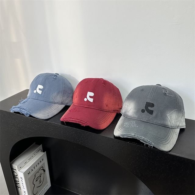 Distressed Baseball Cap Embroidered