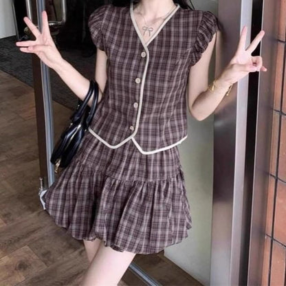 Plaid Cap-Sleeve Blouse & Bubble-Hem Mini Skirt Set