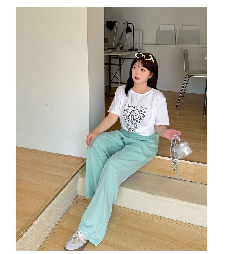 Plus Size High Rise Plain Wide Leg Jeans