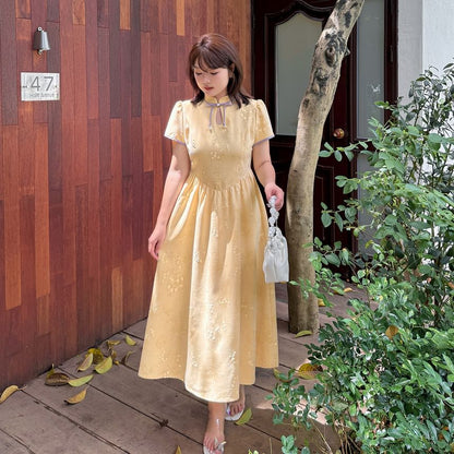 Plus Size Short-Sleeve Floral Embroidered Midi A-Line Qipao