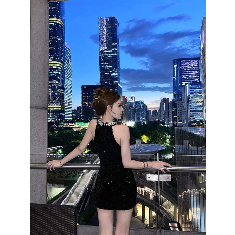 Sleeveless Round Neck Plain Beaded Sequin Cutout Mini Sheath Cocktail Dress