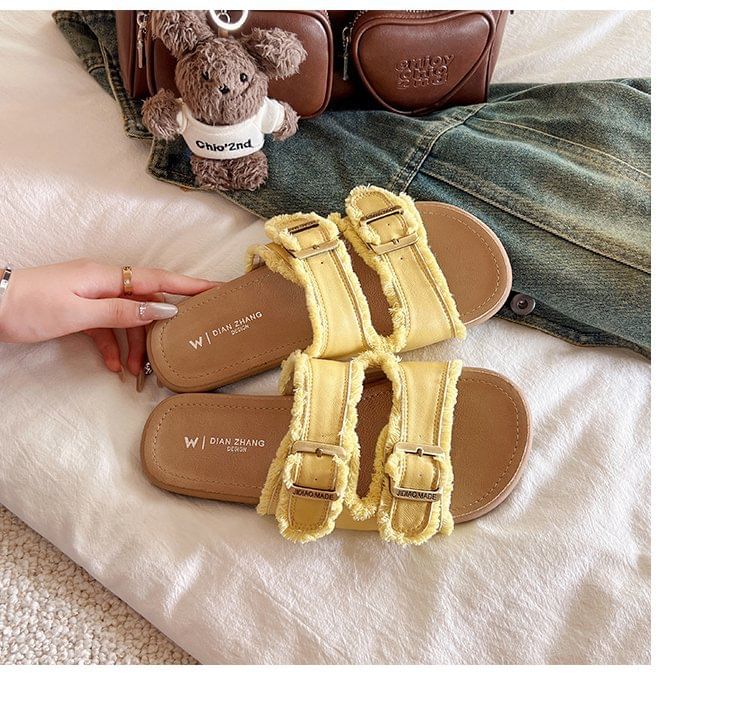 Slide Sandals Buckled Plain