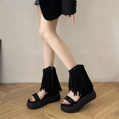 Plain Studded Platform Boots Short
