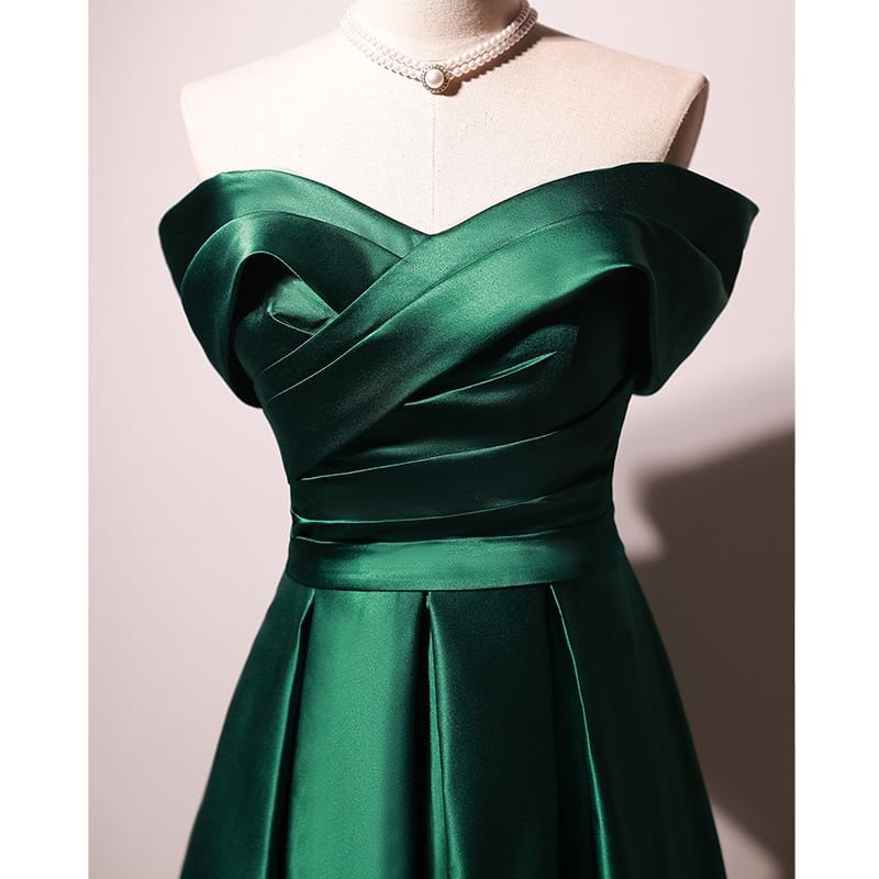 Off-Shoulder Plain Ruched Pleated Satin A-Line Evening Gown