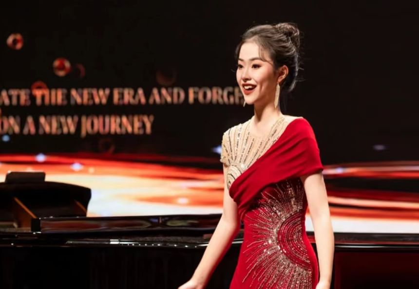 Evening Sequin Neck Sleeve Short Trumpet Round Mesh Gown Panel