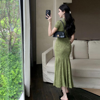 Short-Sleeve Jacquard Cutout Midi Mermaid Qipao