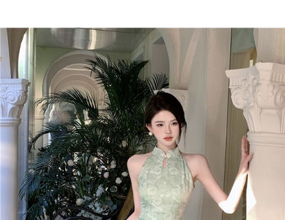 Sleeveless Floral Slit Maxi Qipao