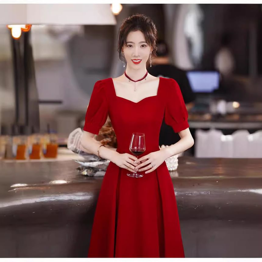 Puff-Sleeve Square Neck Plain Midi A-Line Cocktail Dress