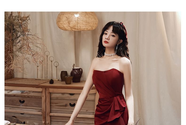 Strapless Plain Ruched Slit Mermaid Evening Dress