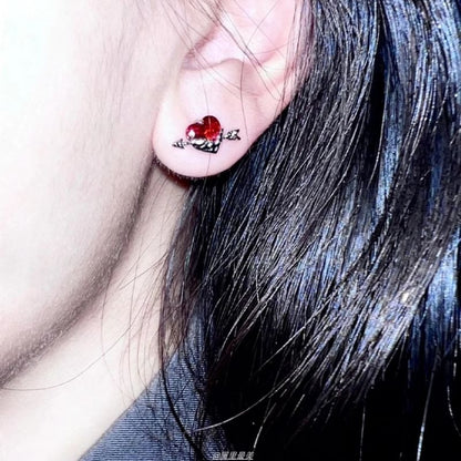Rhinestone Stud Heart Ear