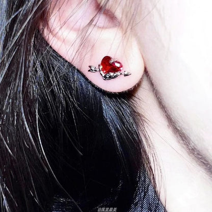Rhinestone Stud Heart Ear