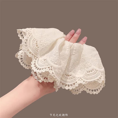 Scrunchie Ruffle Lace Trim