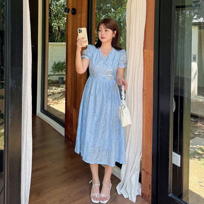 Plus Size Short Sleeve V-Neck Floral Embroidered Midi A-Line Dress