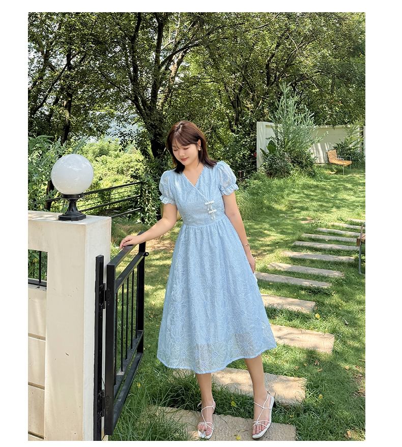 Plus Size Short Sleeve V-Neck Floral Embroidered Midi A-Line Dress