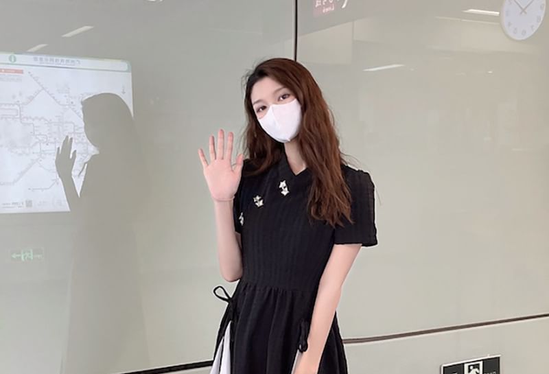 Short-Sleeve Two Tone Panel Midi A-Line Qipao