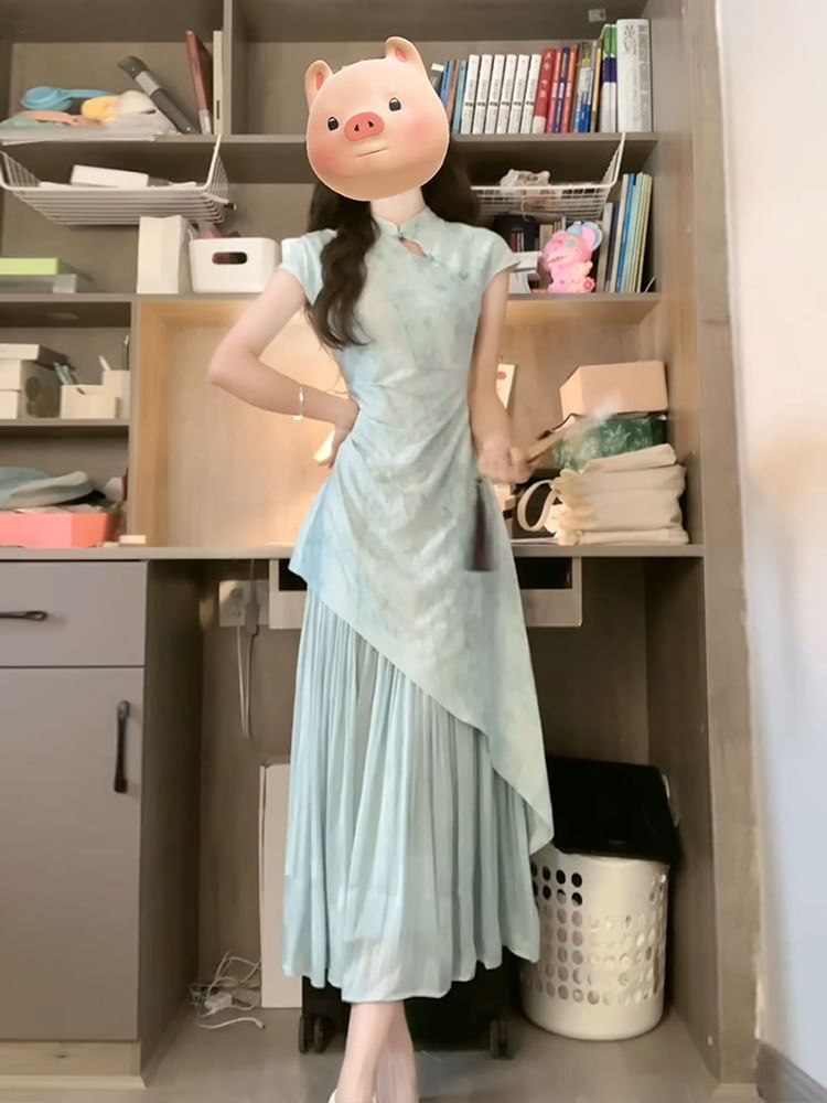 Short-Sleeve Floral Panel Midi A-Line Qipao