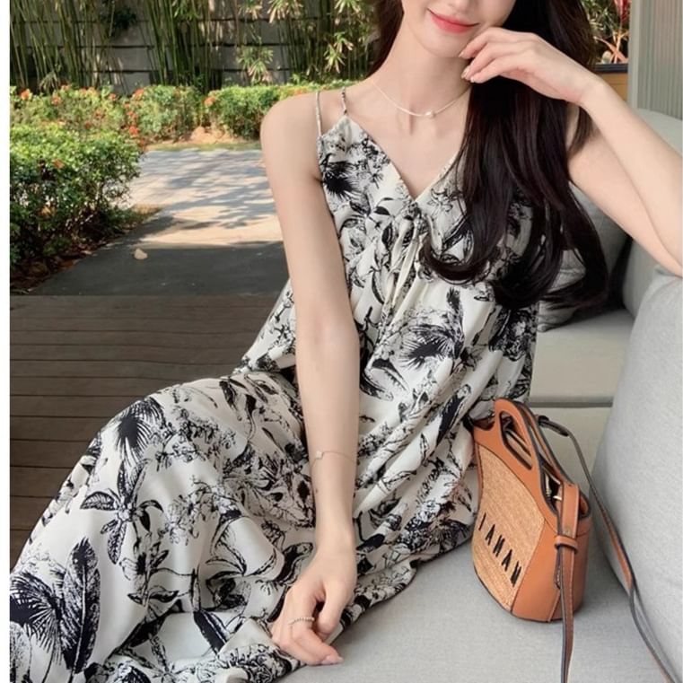 Maxi V-Neck Dress Spaghetti Floral Print Strap