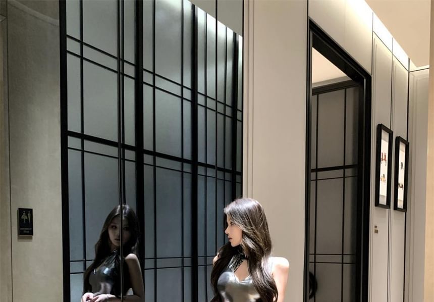 Sleeveless Glitter Slit Maxi Qipao