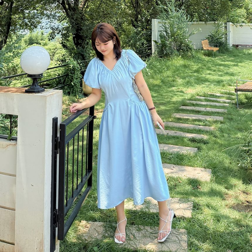 Plus Size Puff Short Sleeve V-Neck Plain Ruched Midi A-Line Dress