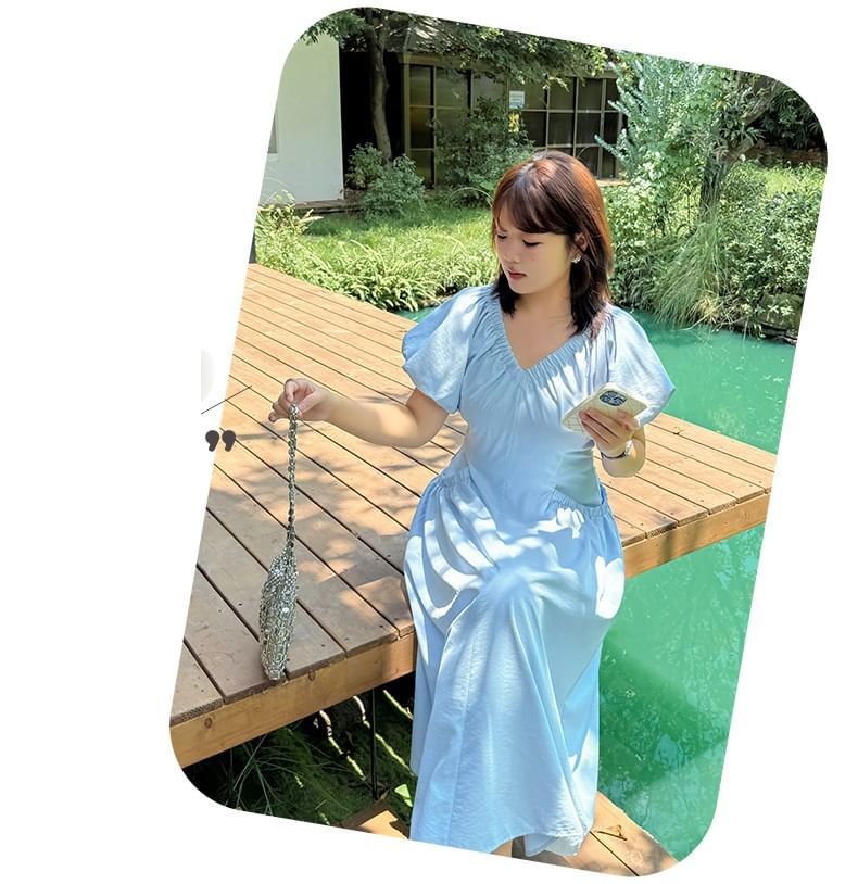 Plus Size Puff Short Sleeve V-Neck Plain Ruched Midi A-Line Dress