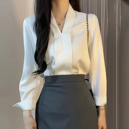 Plain V-Neck Long-Sleeved Blouse