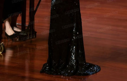 Sleeveless V-Neck Rhinestone Glitter A-Line Evening Gown