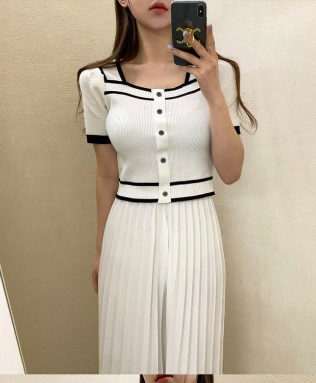 Square-Neck Contrast-Trim Button-Up Short-Sleeve Knit Top