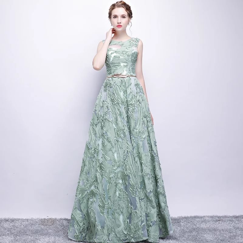 Sleeveless Floral A-Line Evening Gown