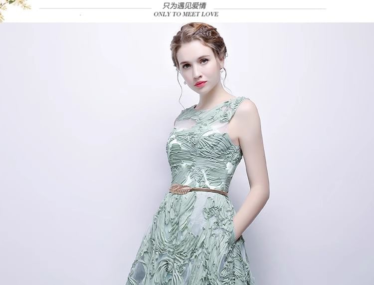 Sleeveless Floral A-Line Evening Gown