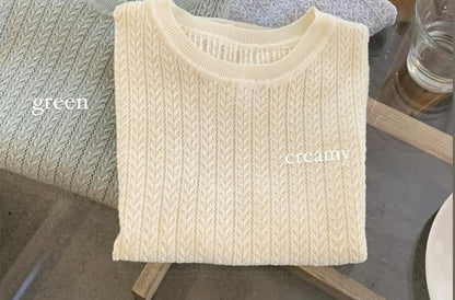 Plain Cable Knit Top with Short Sleeves and Round Crew Neckline