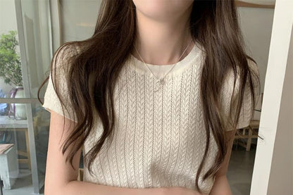 Plain Cable Knit Top with Short Sleeves and Round Crew Neckline