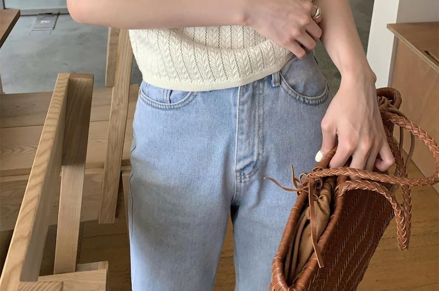 Plain Cable Knit Top with Short Sleeves and Round Crew Neckline